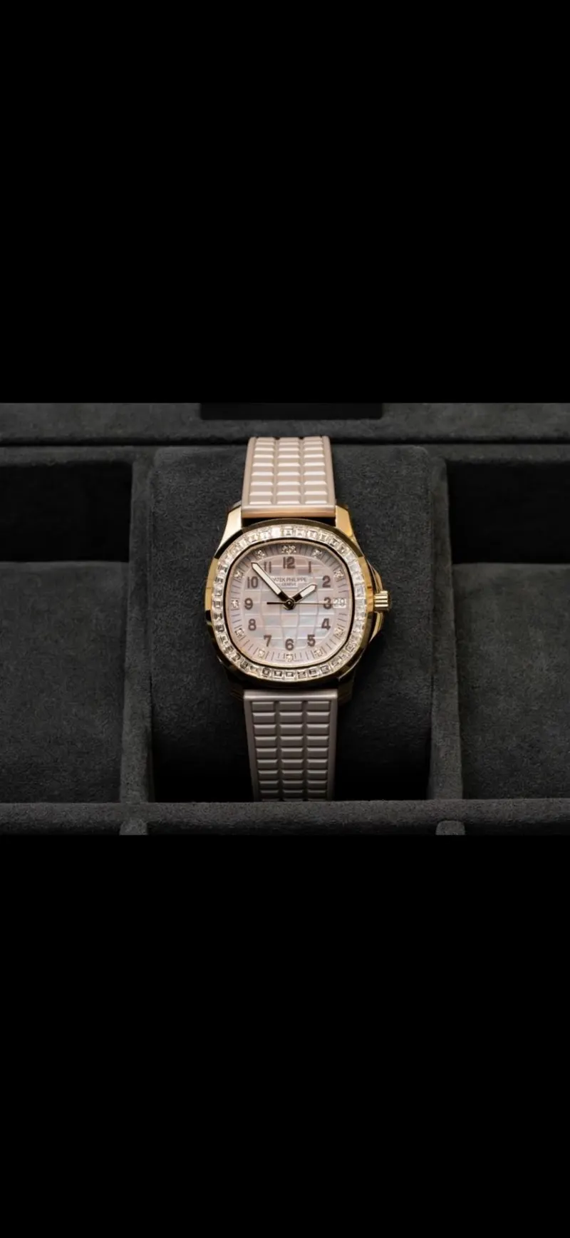 Patek Philippe Aquanaut Luce Chronograph Rainbow 7968/300R, Rose gold, Rainbow baguette bezel, Chronograph